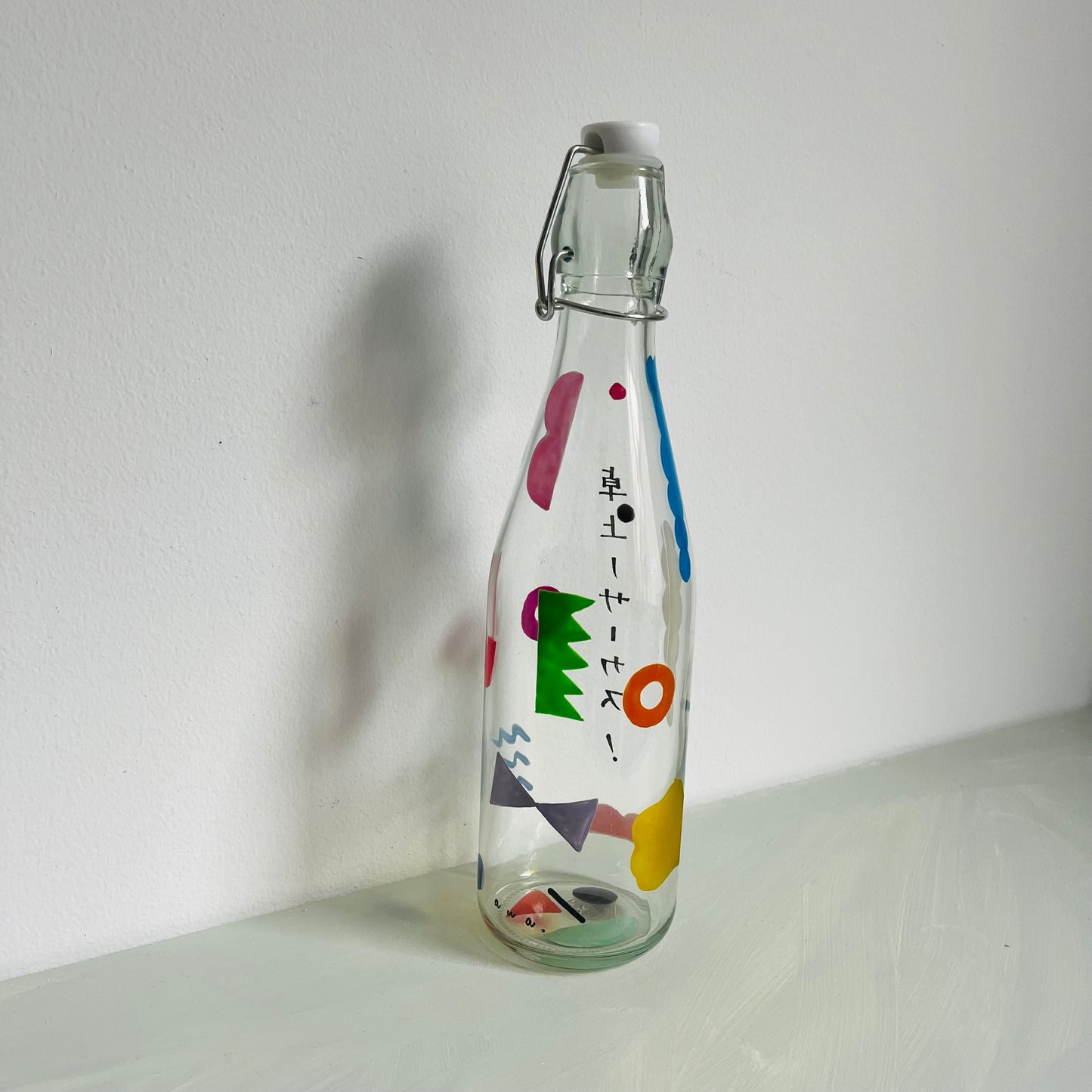 1 / Bottle / Circus on the Table!