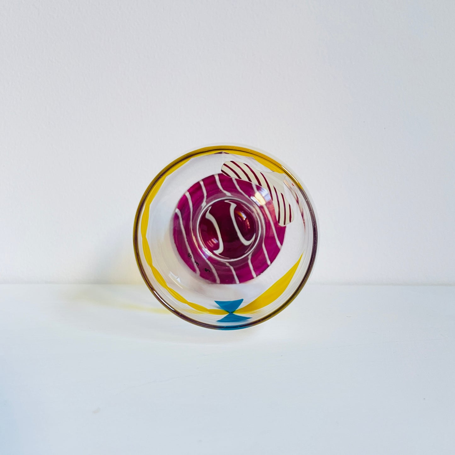 C / Goblet Glass / Madame Citron (Magenta)