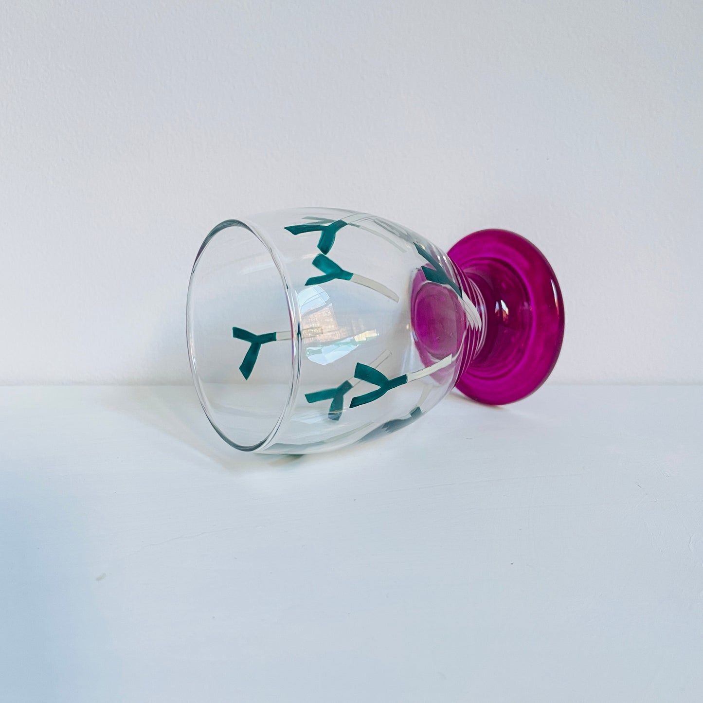 C / Goblet Glass / The Leek (Magenta)