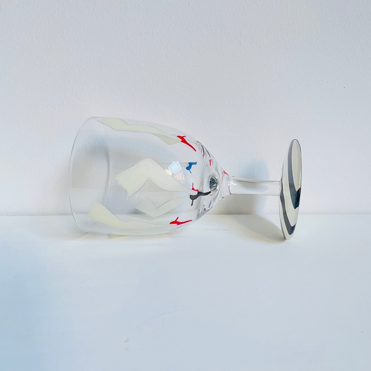 E / Wine Glass / DANCE (stripe)