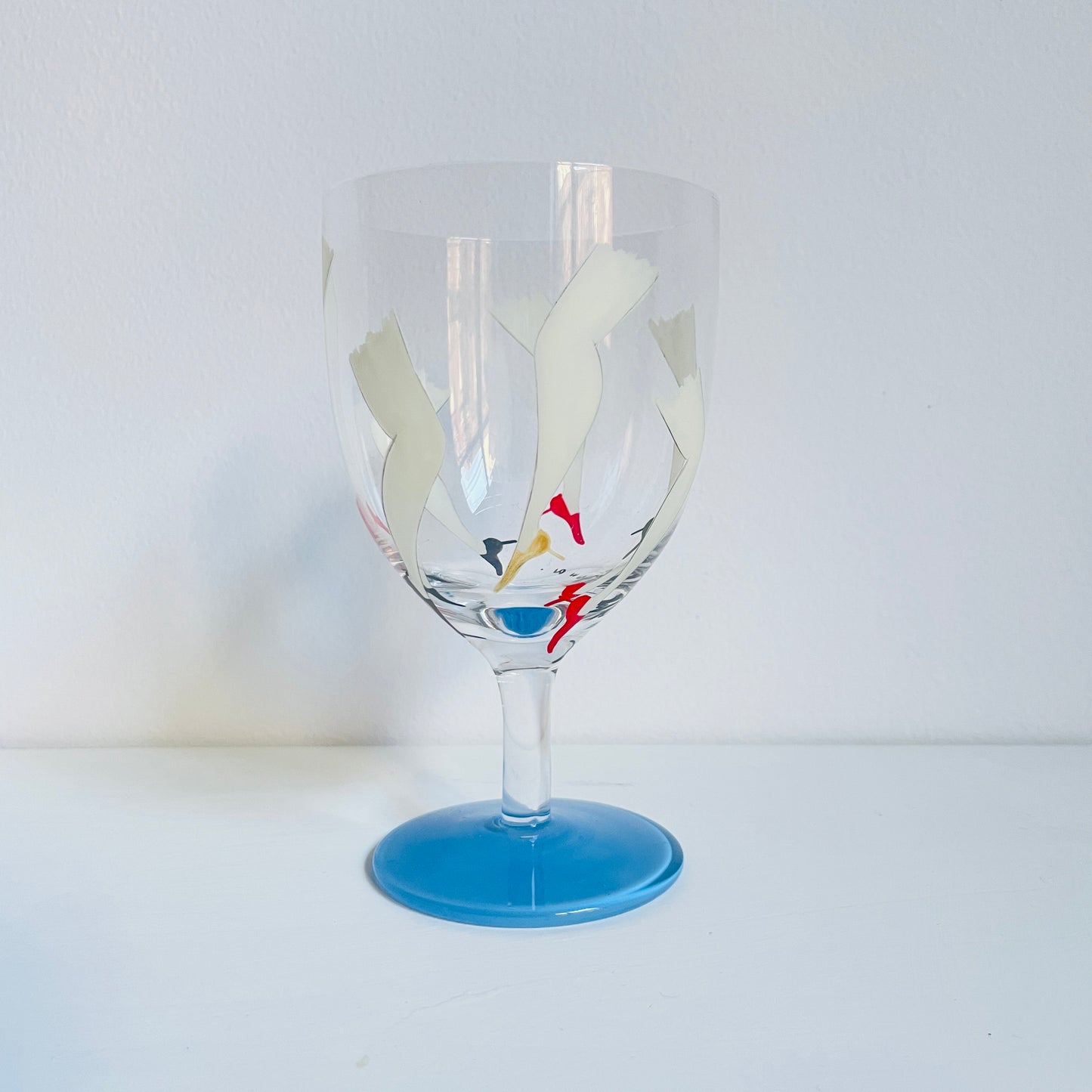 E / Wine Glass / DANCE (sky blue)