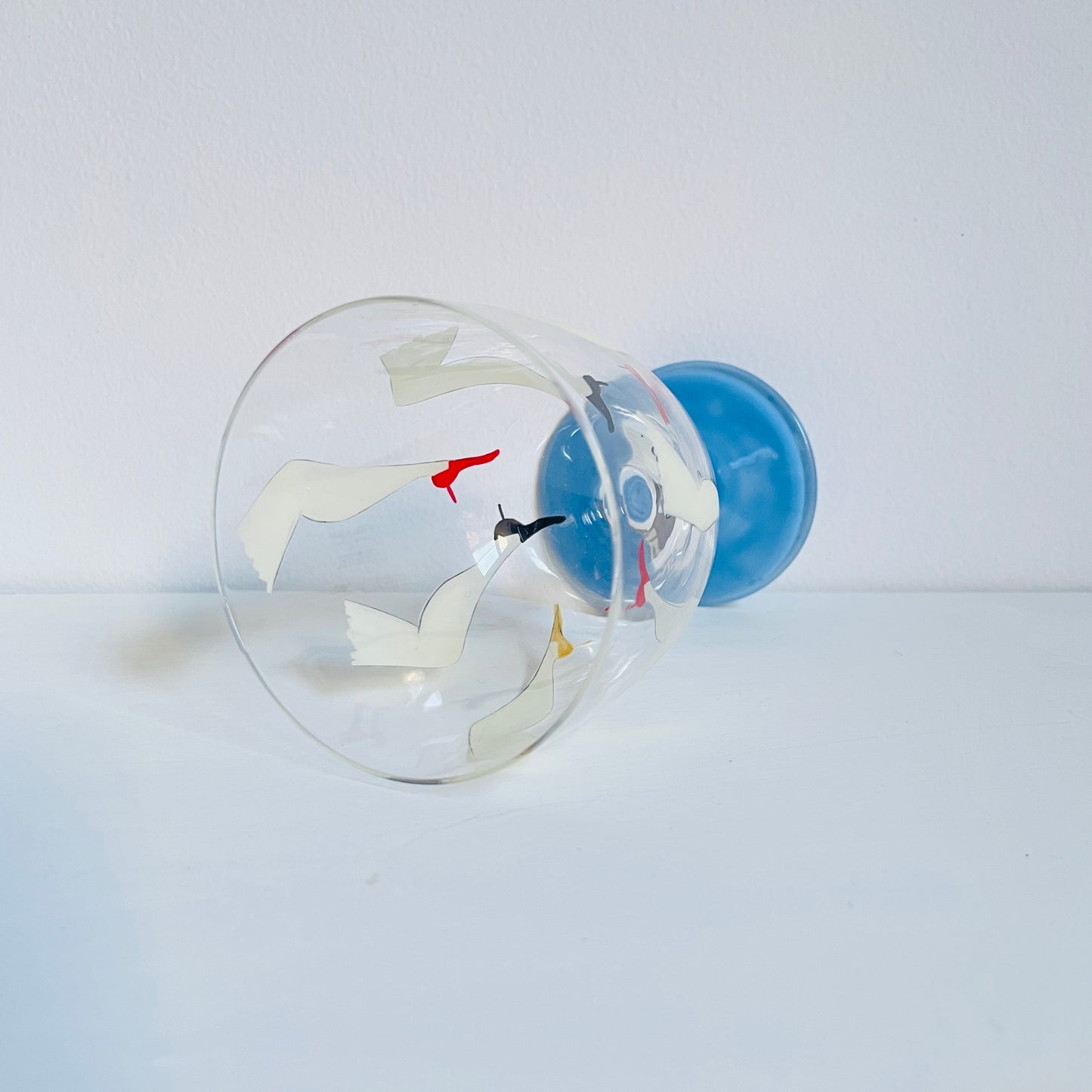 E / Wine Glass / DANCE (sky blue)