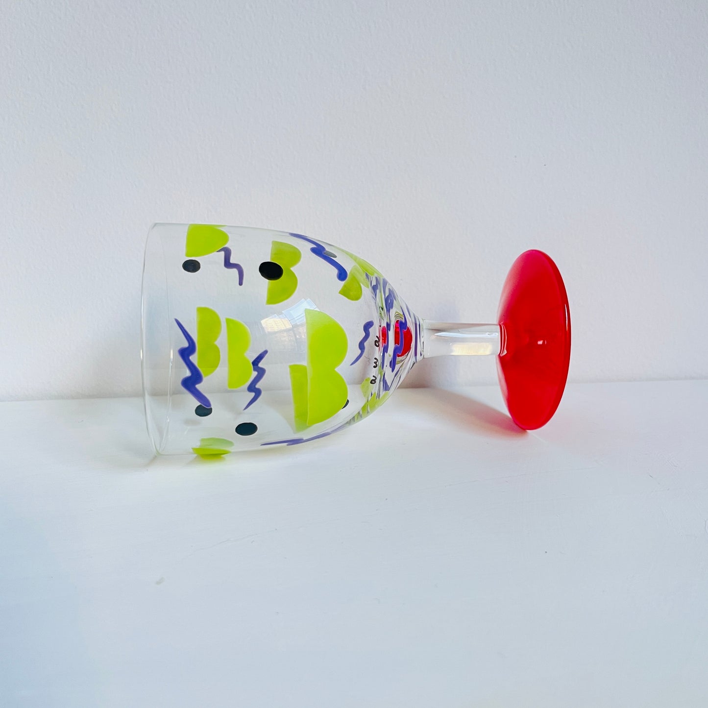 E / Wine Glass / Blue Wavy