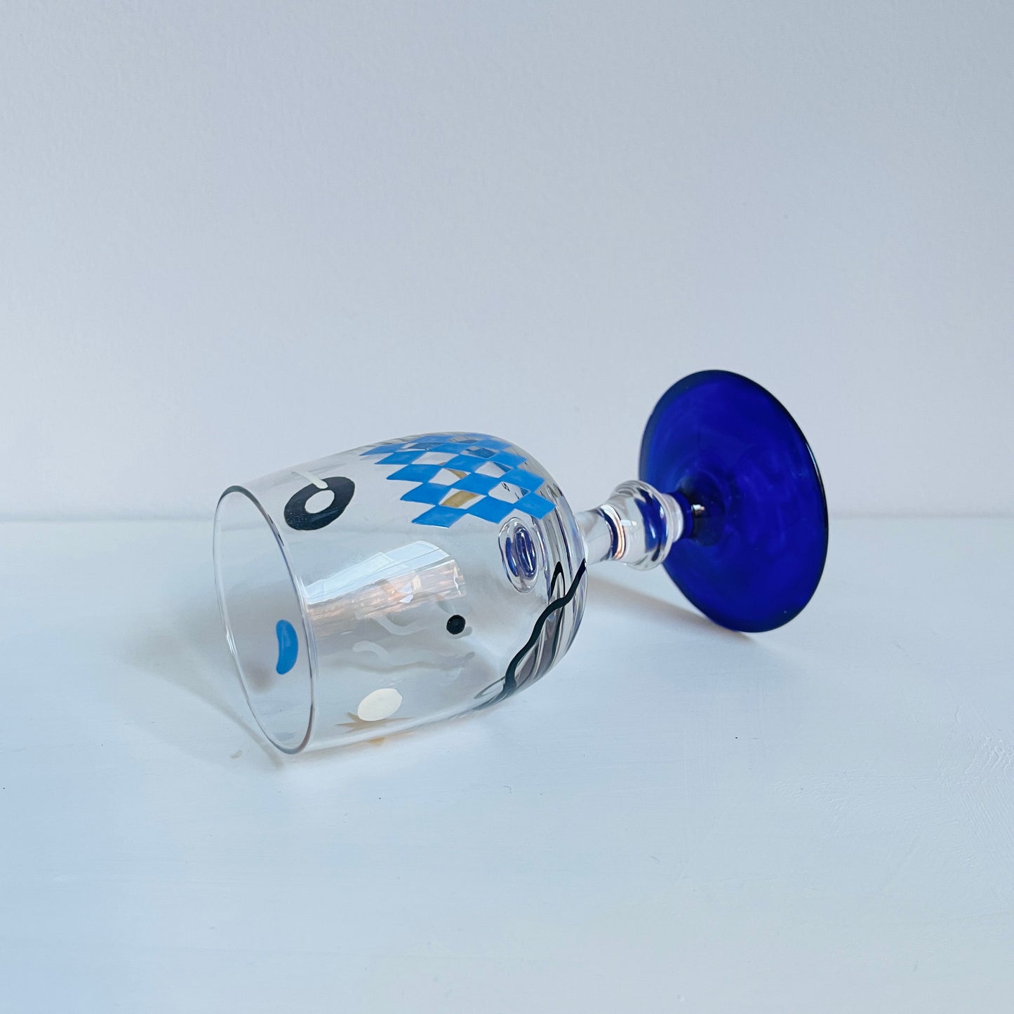 I / Sherry glass / Geometric