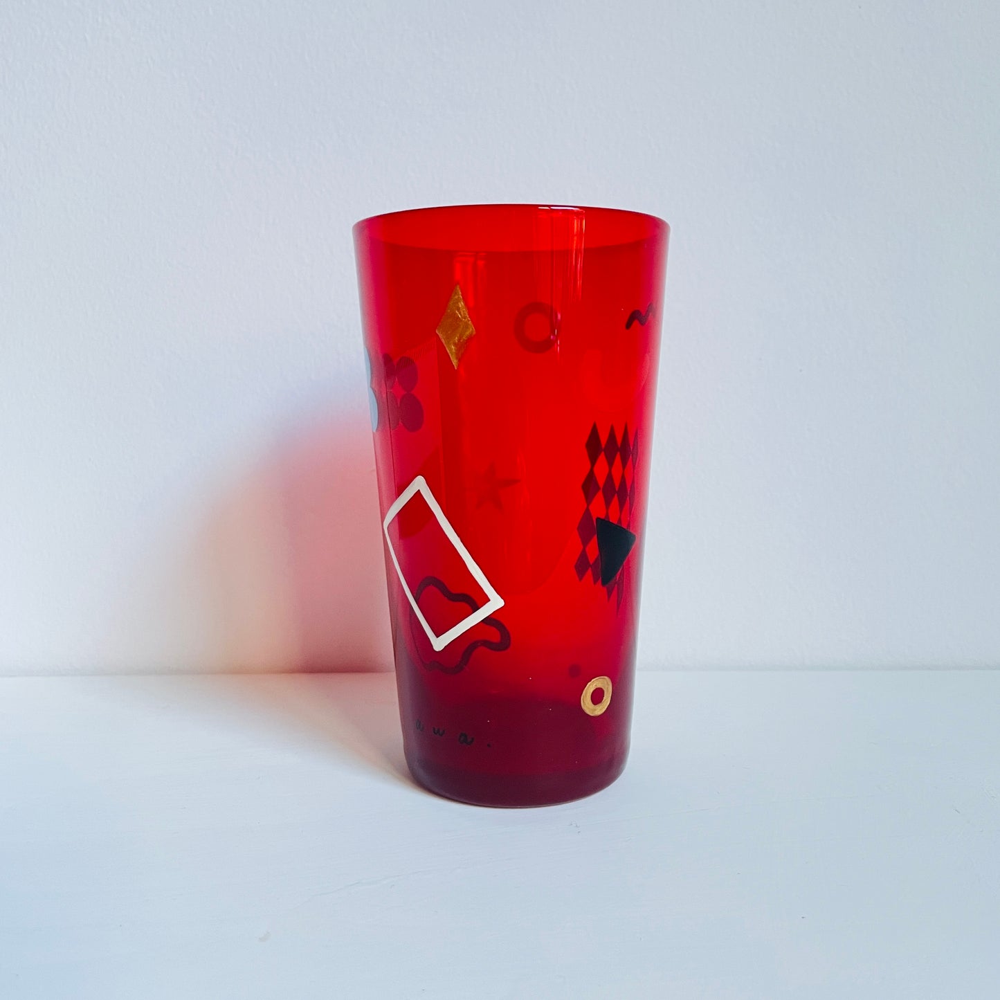 H / Red Tumbler / Geometric2