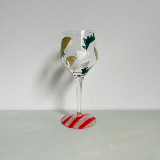 1 / Wine Glass / Grass