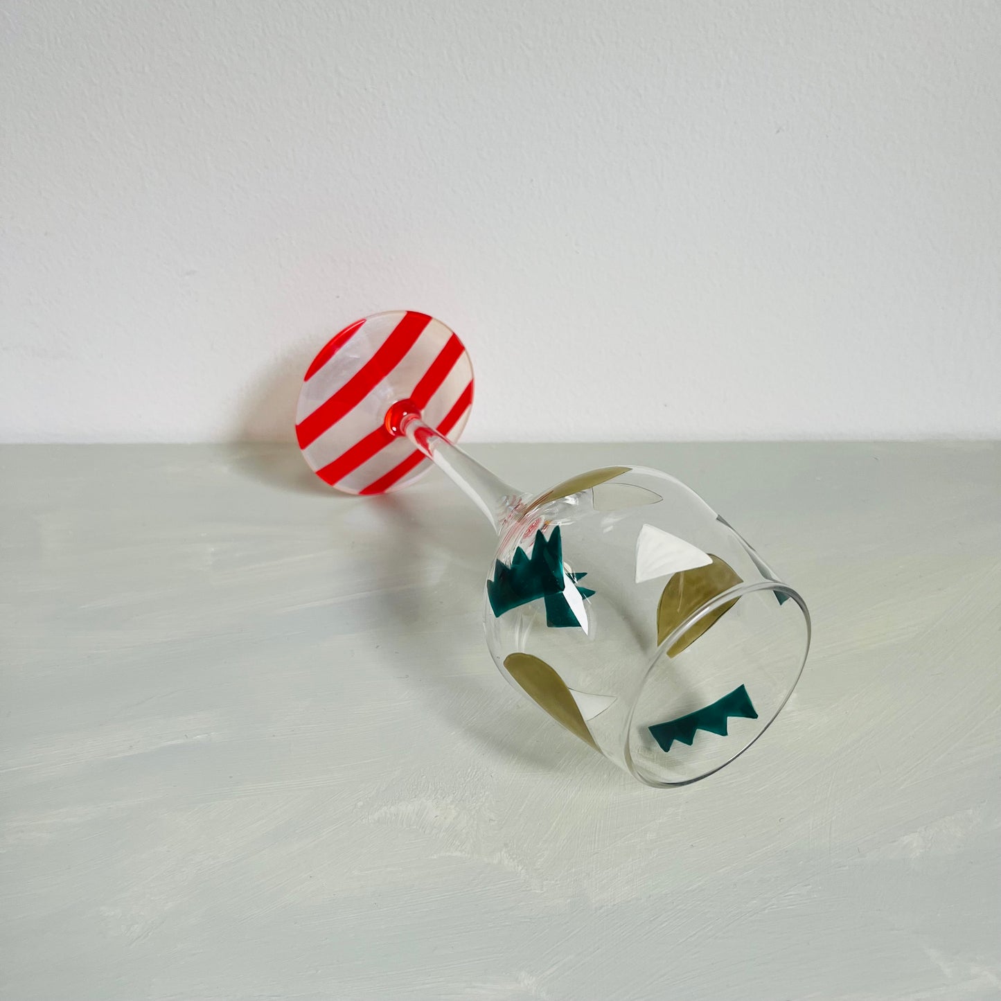 1 / Wine Glass / Grass
