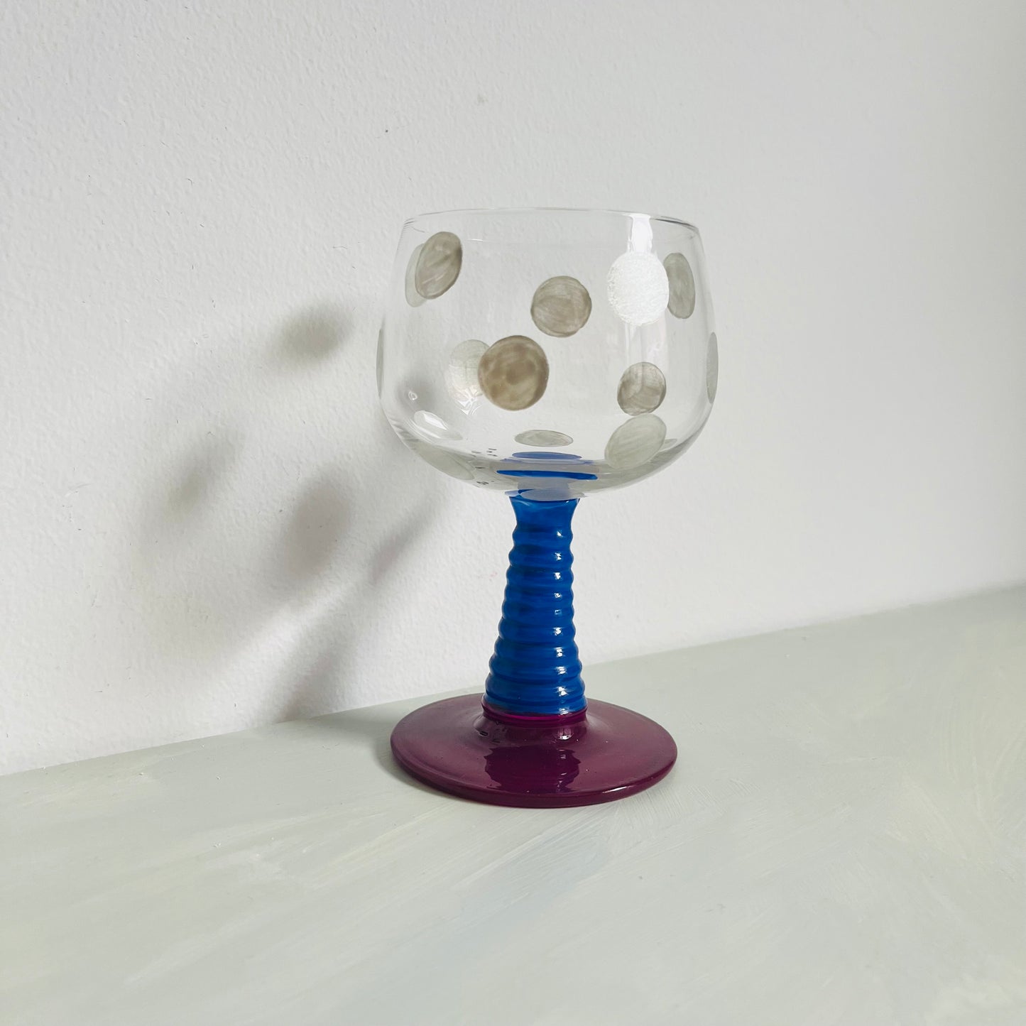 1 / Twisted-stem Wine Glass / Silver polka dots