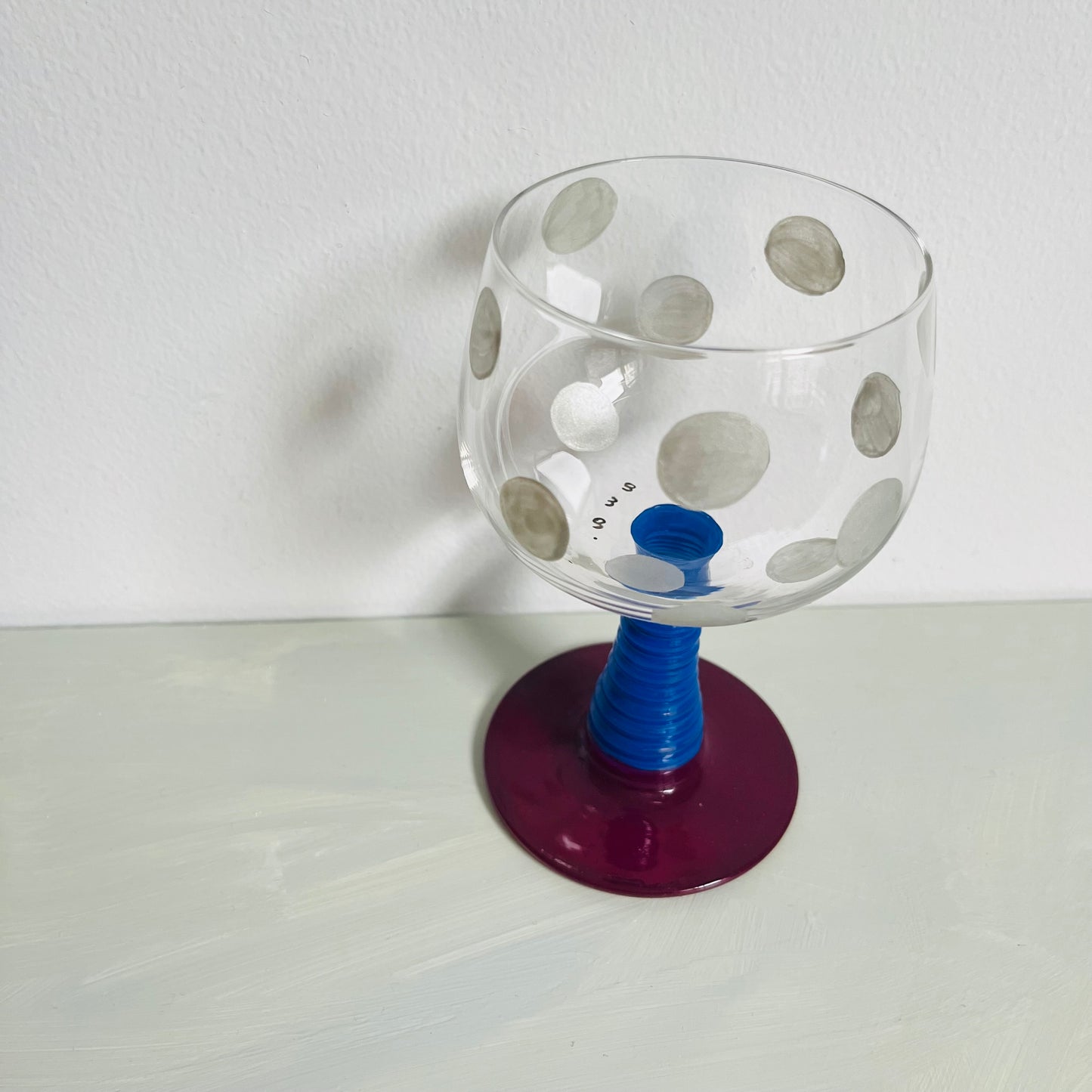 1 / Twisted-stem Wine Glass / Silver polka dots