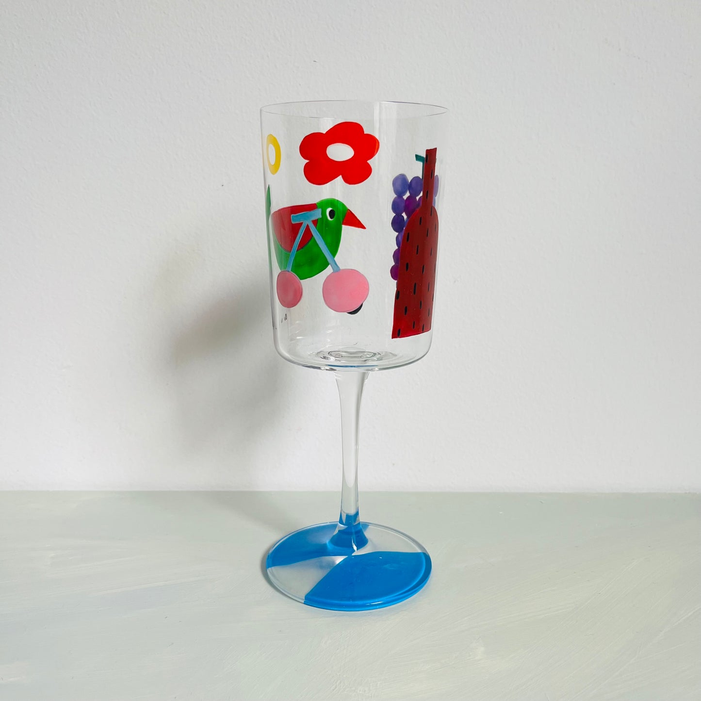 1 /  Delicate Wine Glass /  Green Bird with Vase A